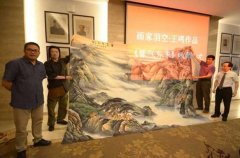 国投通汇文化传媒签约画家羽空巨作《紫气东来》进驻人民日报社江西分社